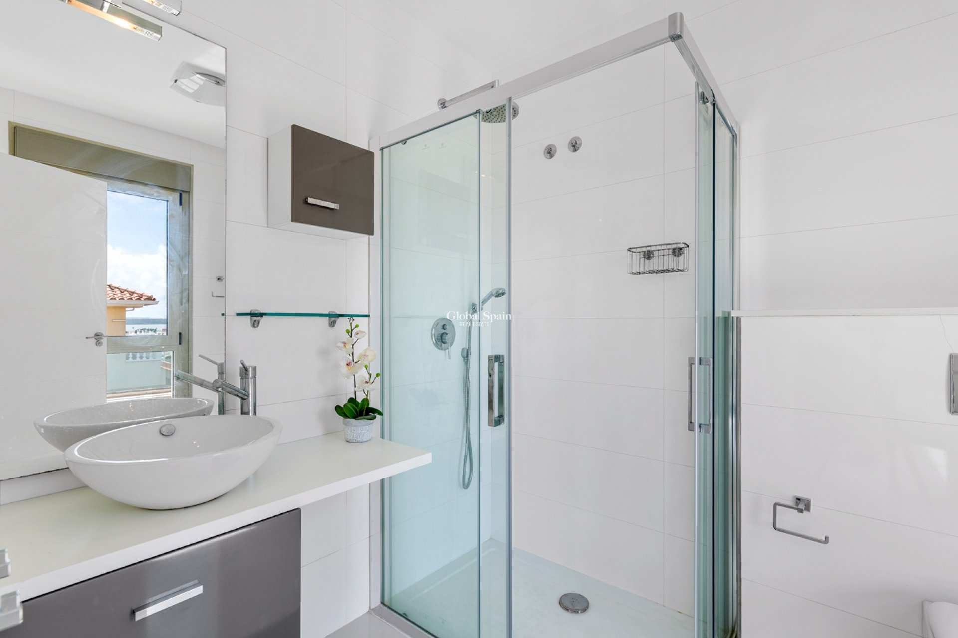 Resale - Villa -
CIUDAD QUESADA