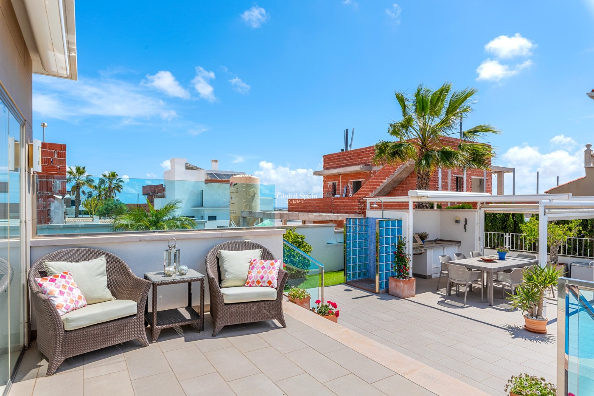 Resale - Villa -
CIUDAD QUESADA