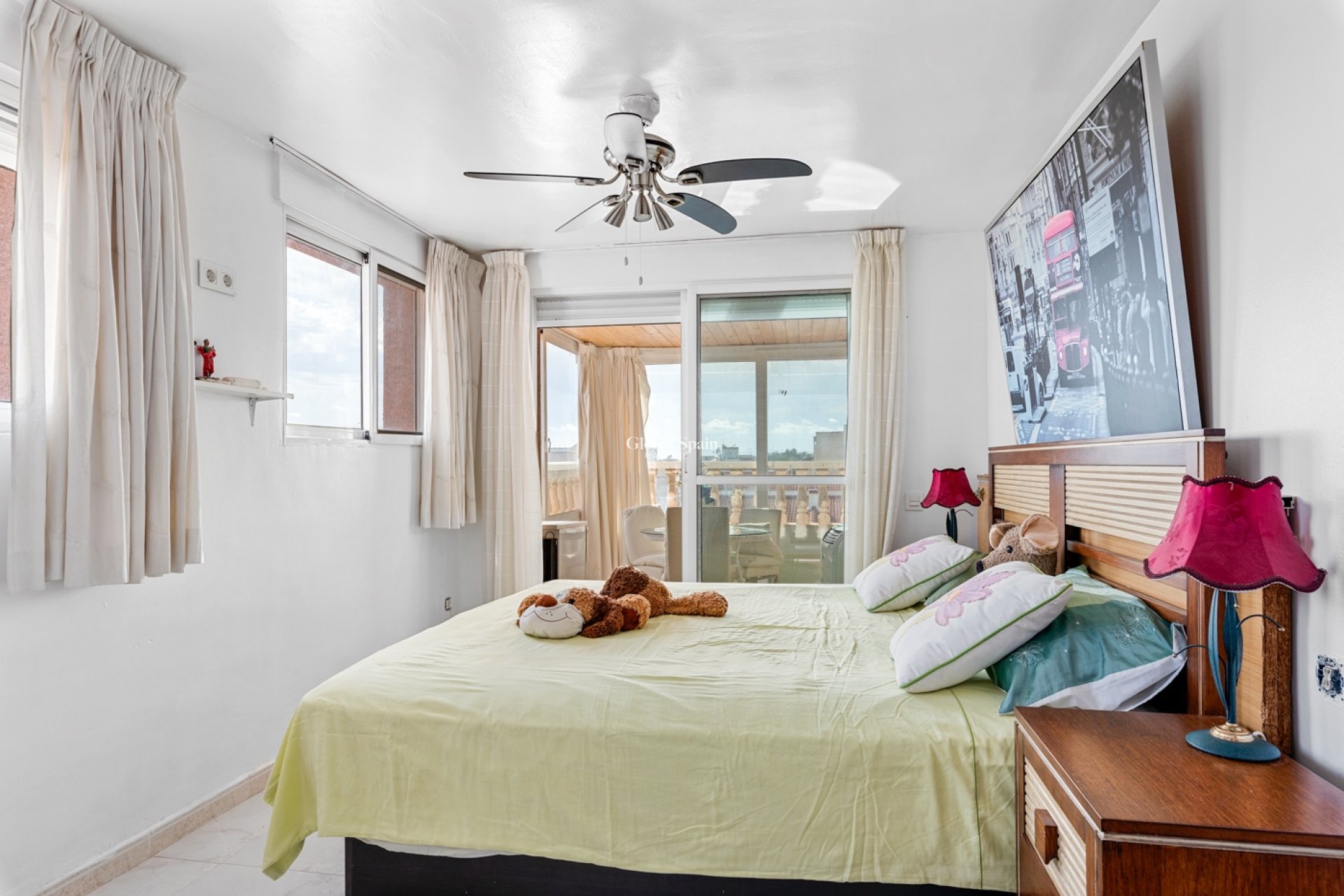 Resale - Villa -
CIUDAD QUESADA