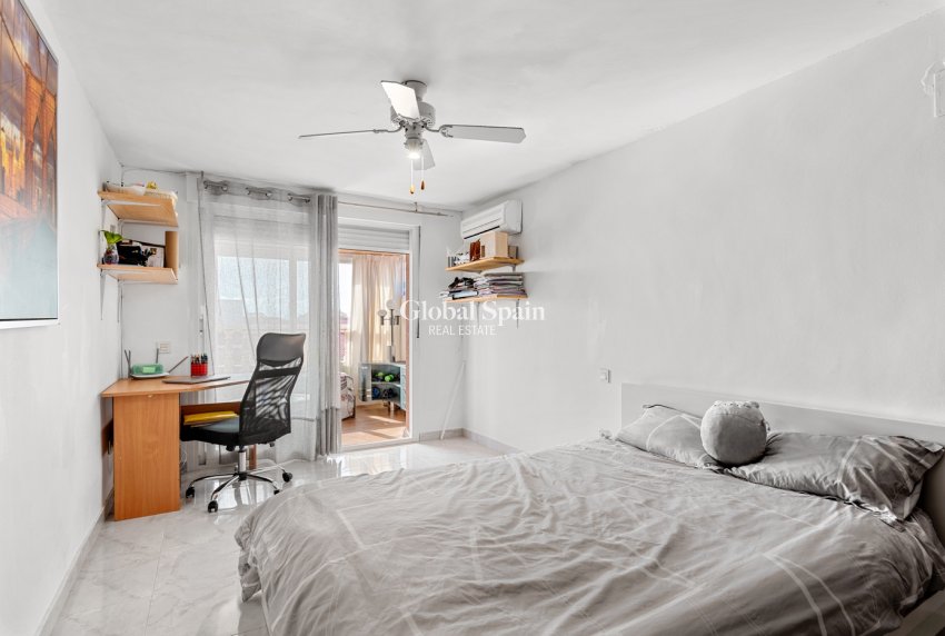 Resale - Villa -
CIUDAD QUESADA