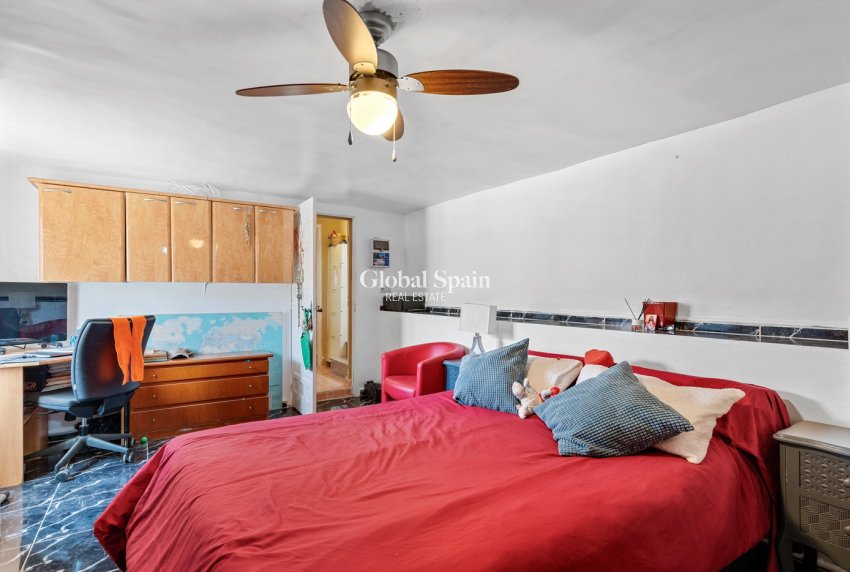 Resale - Villa -
CIUDAD QUESADA