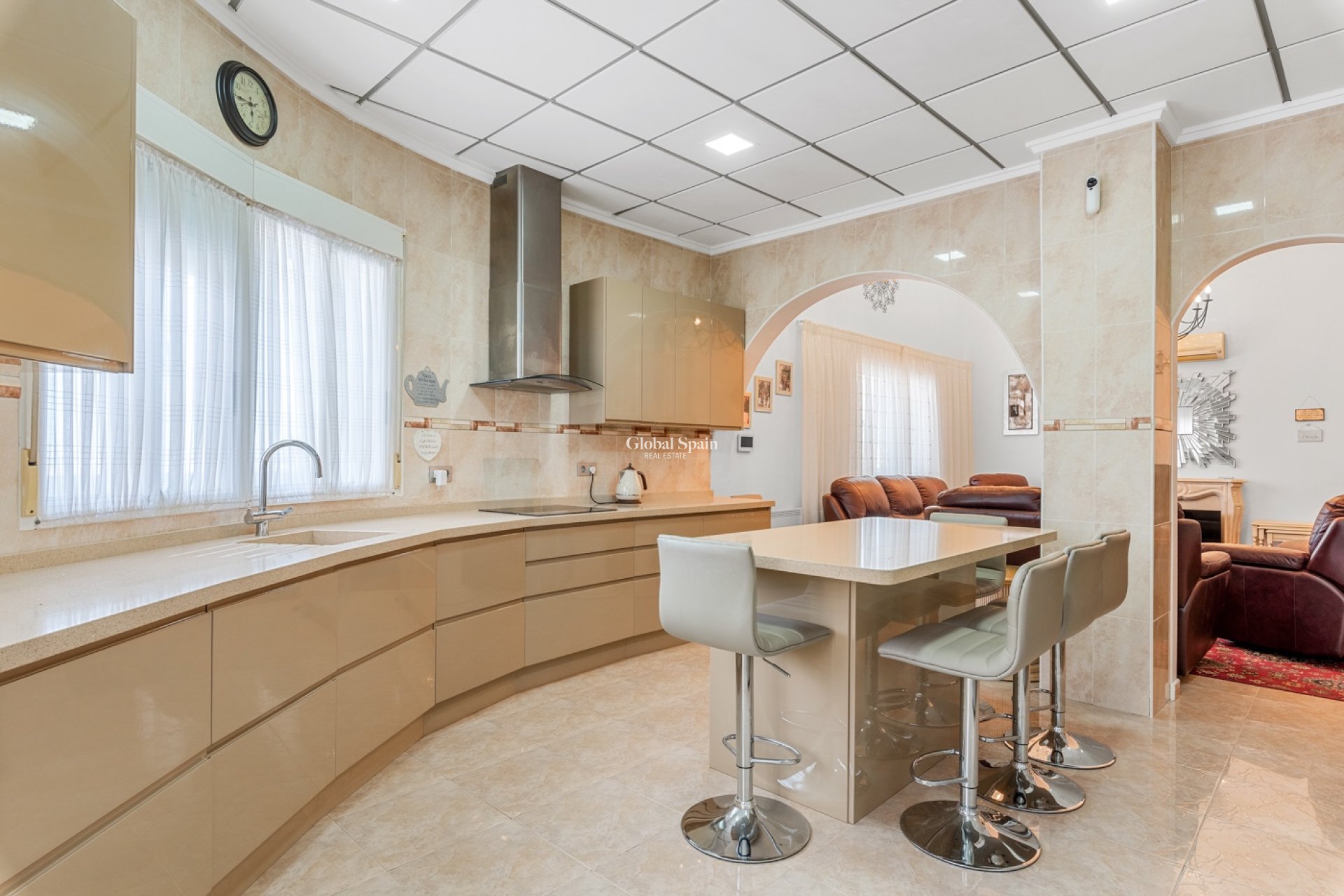 Resale - VILLA -
CIUDAD QUESADA