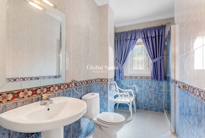 Resale - VILLA -
CIUDAD QUESADA