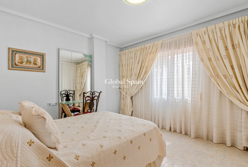 Resale - VILLA -
CIUDAD QUESADA