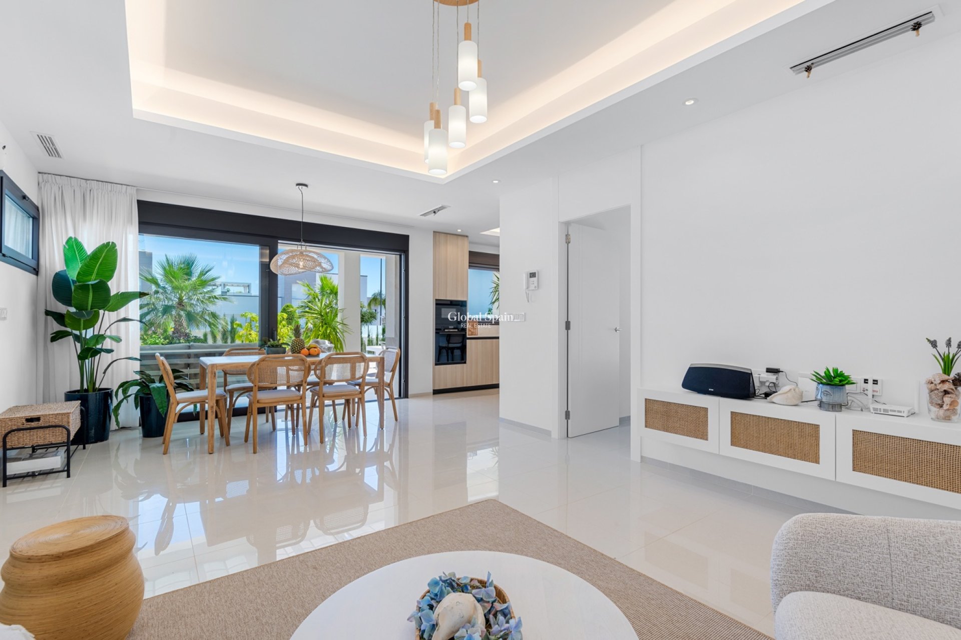 Resale - Villa -
CIUDAD QUESADA