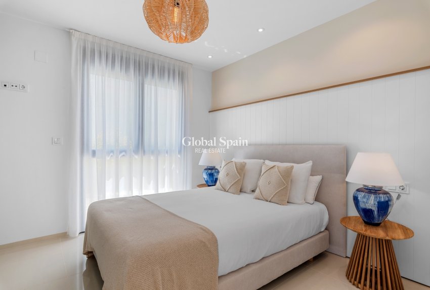 Resale - Villa -
CIUDAD QUESADA