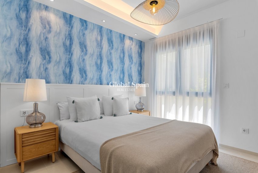 Resale - Villa -
CIUDAD QUESADA