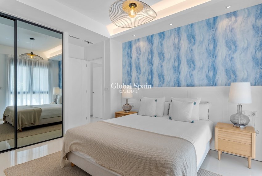 Resale - Villa -
CIUDAD QUESADA