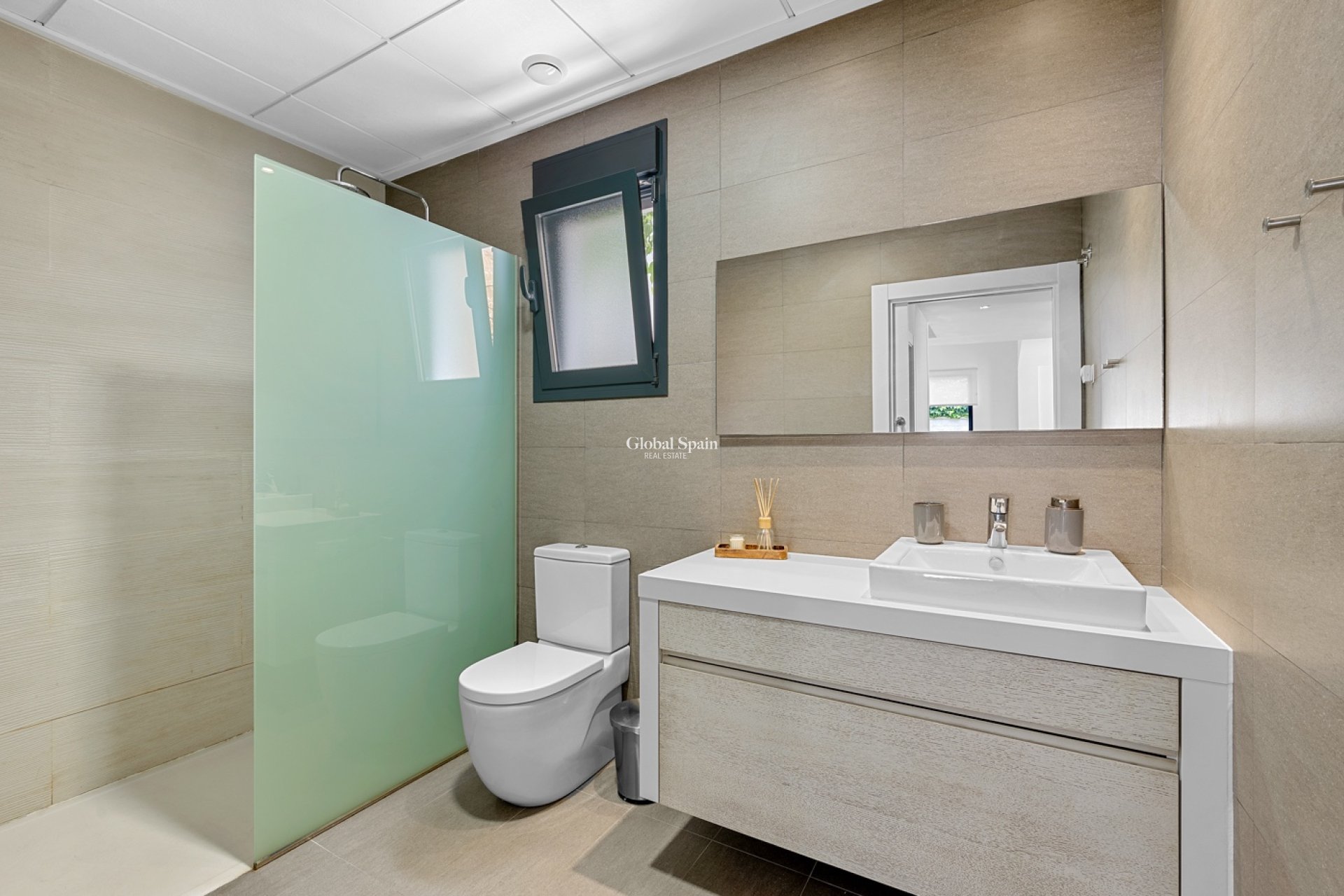 Resale - Villa -
CIUDAD QUESADA