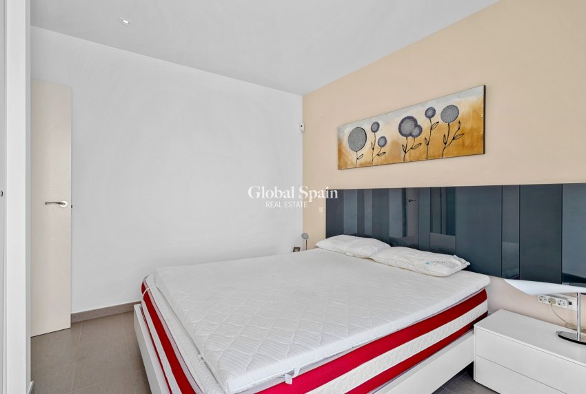 Resale - Villa -
CIUDAD QUESADA