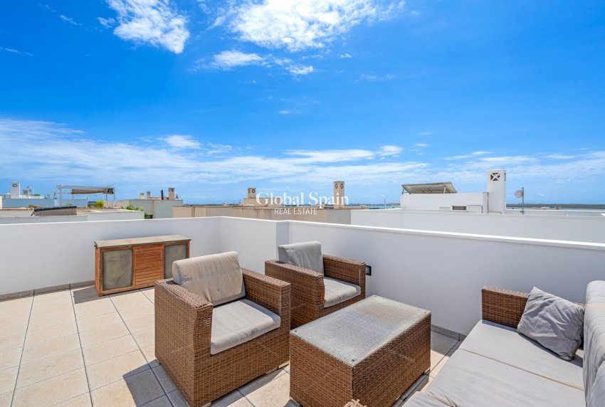 Resale - Villa -
CIUDAD QUESADA