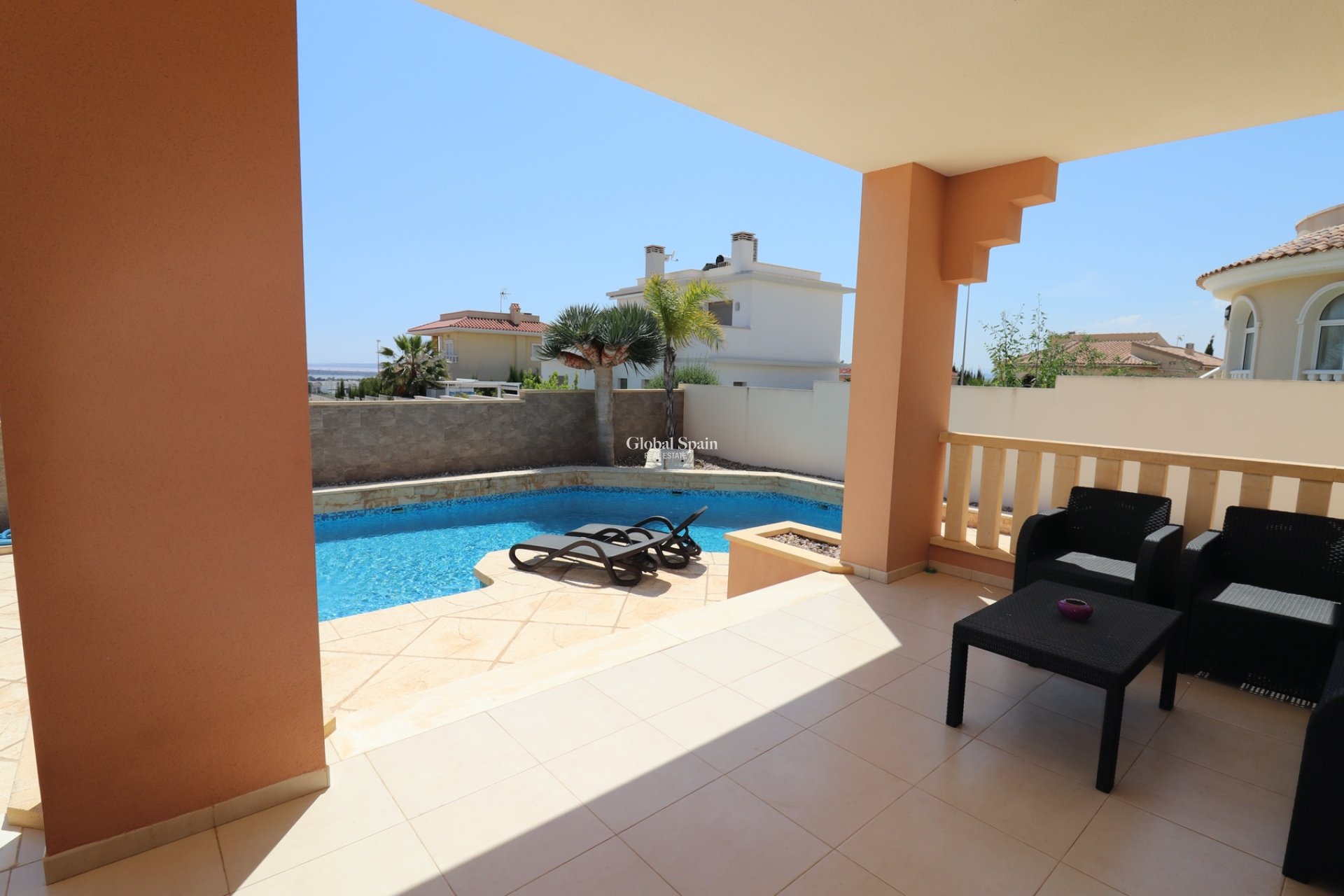 Resale - Villa -
CIUDAD QUESADA