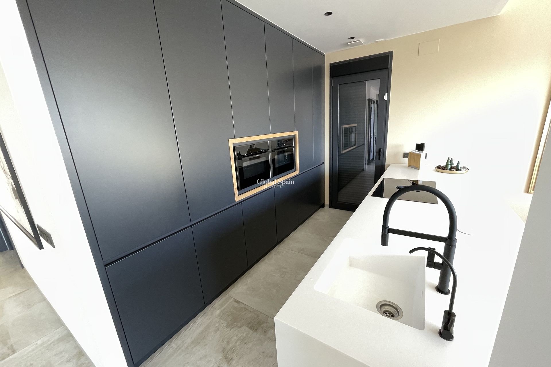 Resale - Villa -
CIUDAD QUESADA