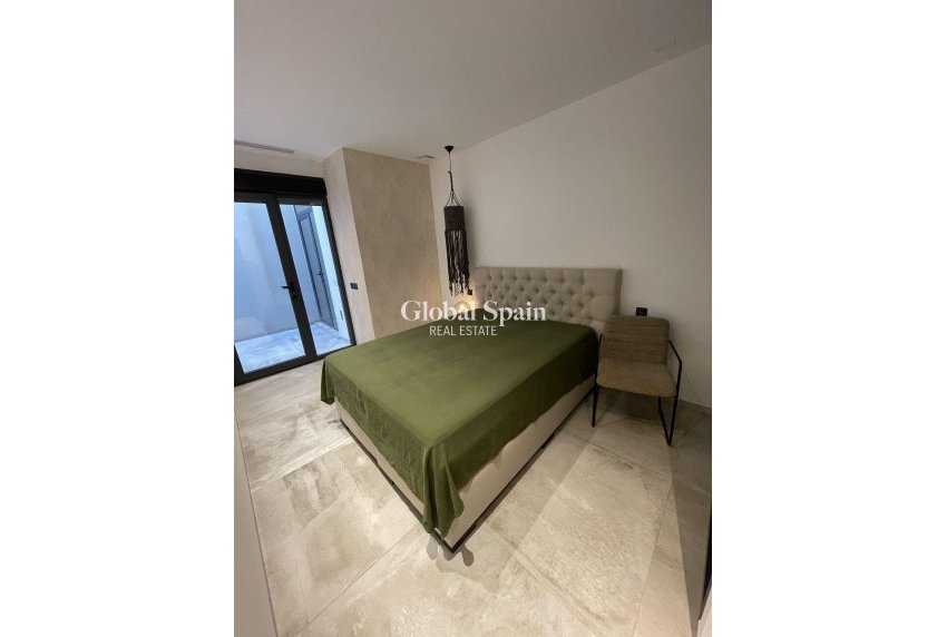 Resale - Villa -
CIUDAD QUESADA