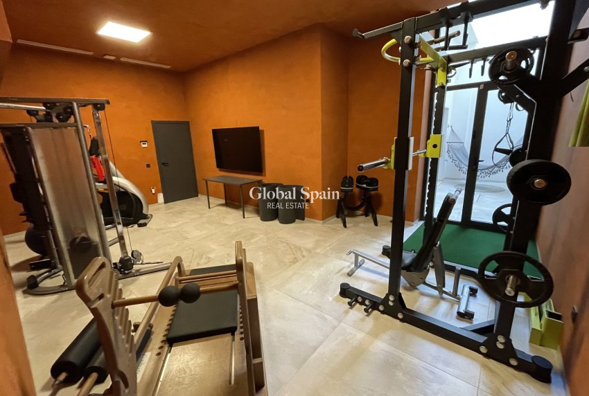 Resale - Villa -
CIUDAD QUESADA