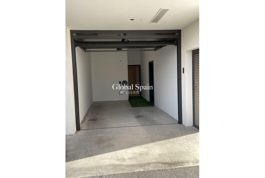 Resale - Villa -
CIUDAD QUESADA