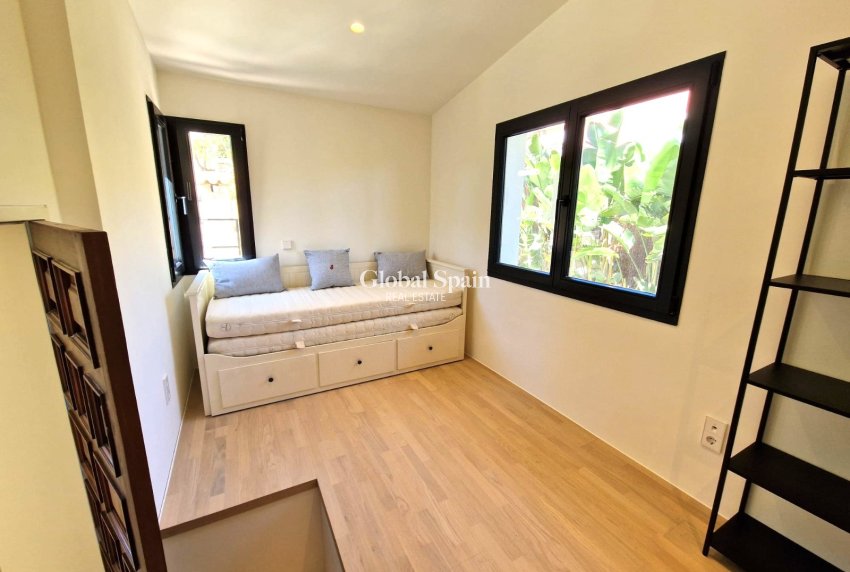 Resale - VILLA -
COSTA D'EN BLANES - Costa d'en Blanes