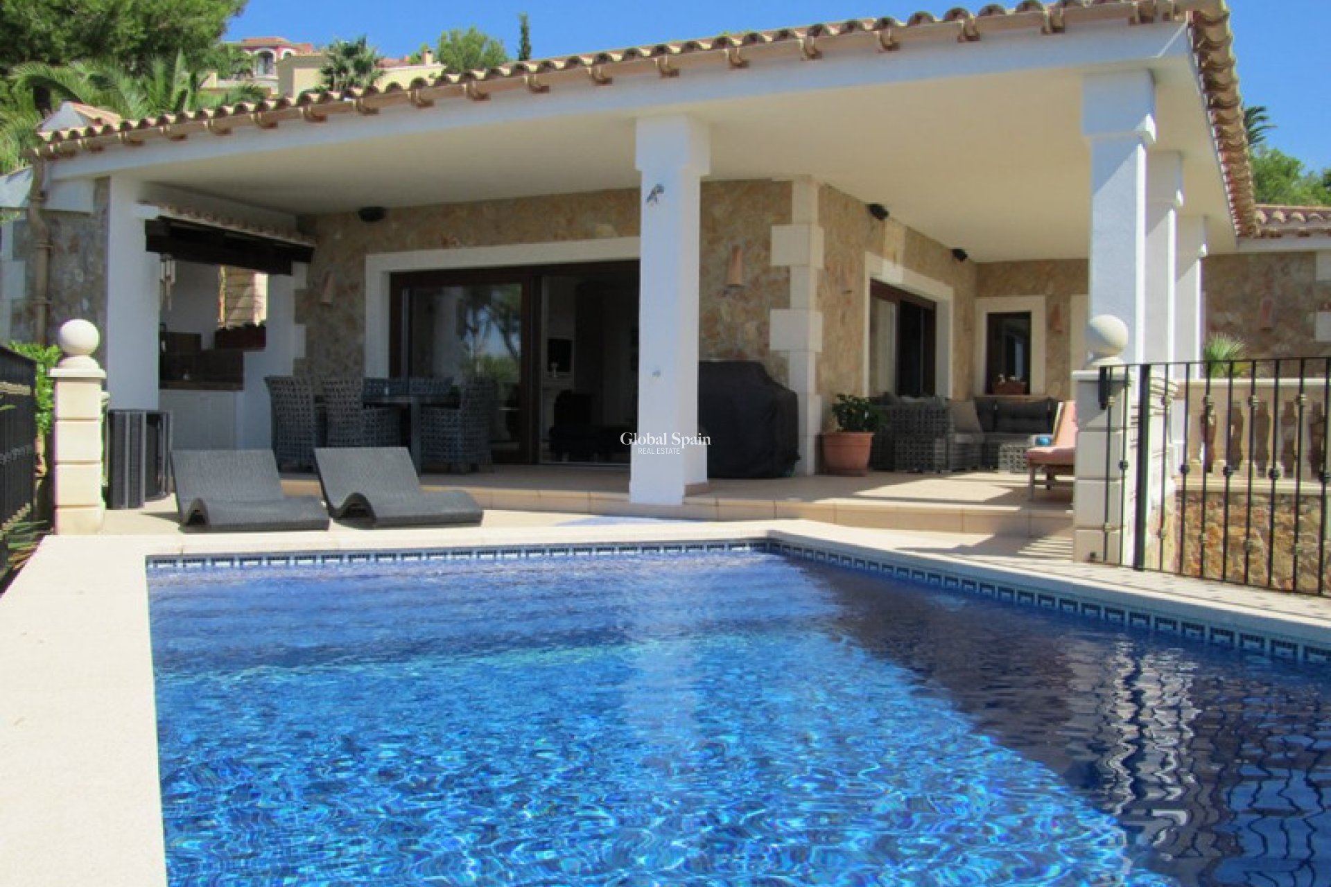 Resale - Villa -
Costa de la Calma - optional location detail