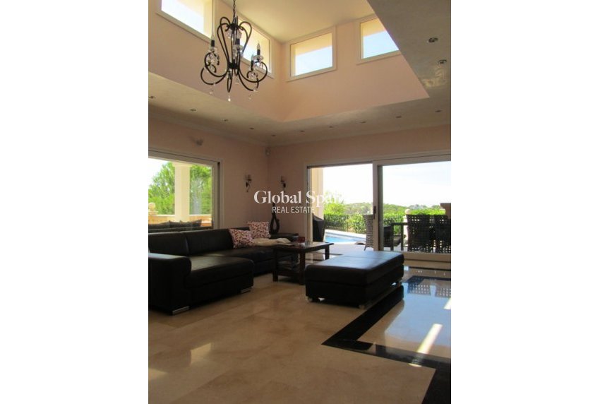 Resale - Villa -
Costa de la Calma - optional location detail