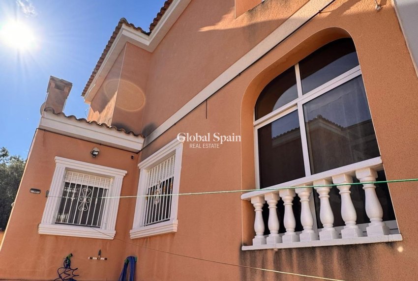 Resale - VILLA -
COX - Cox
