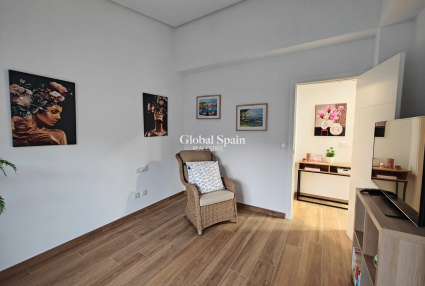 Resale - VILLA -
COX - Cox