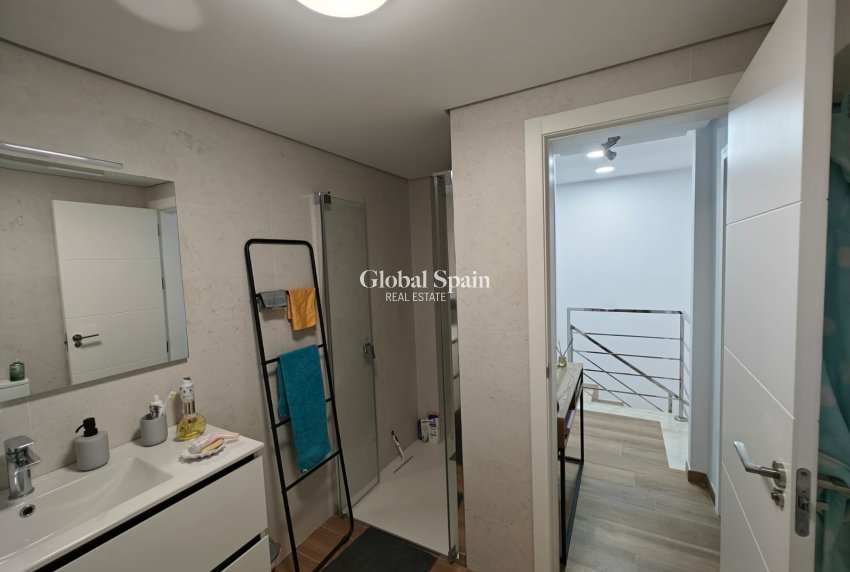 Resale - VILLA -
COX - Cox