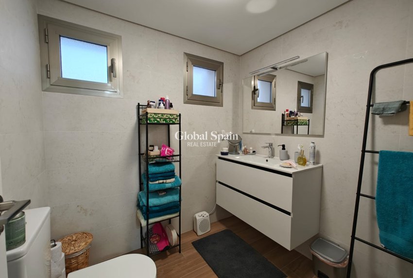 Resale - VILLA -
COX - Cox