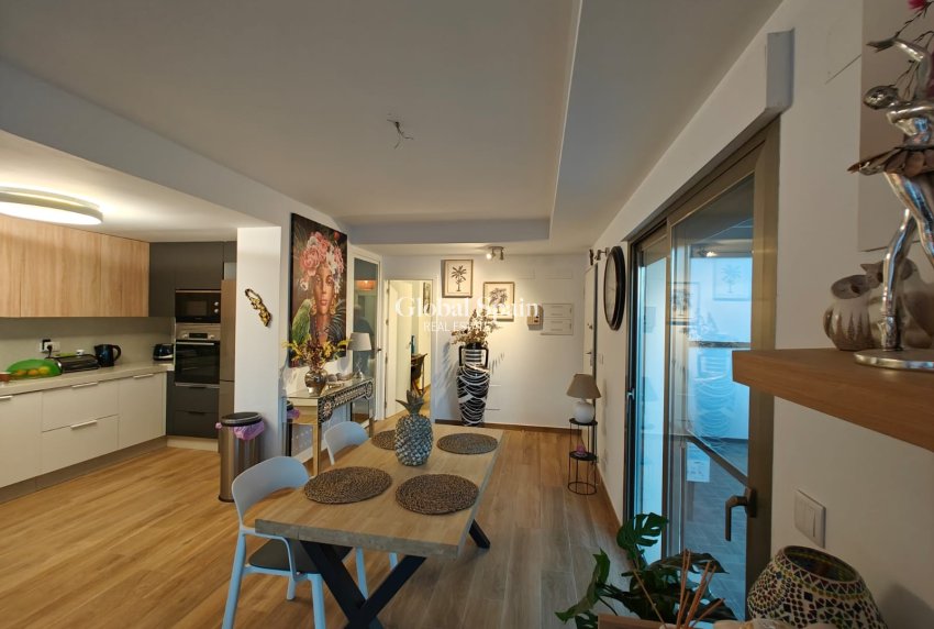 Resale - VILLA -
COX - Cox