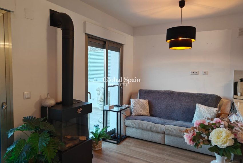 Resale - VILLA -
COX - Cox