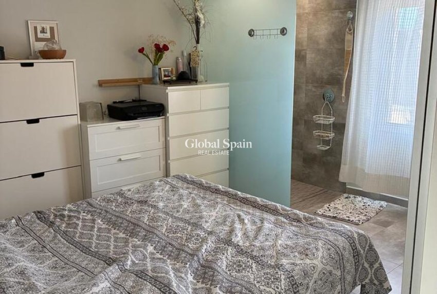 Resale - VILLA -
CREVILLENTE - Costa Blanca