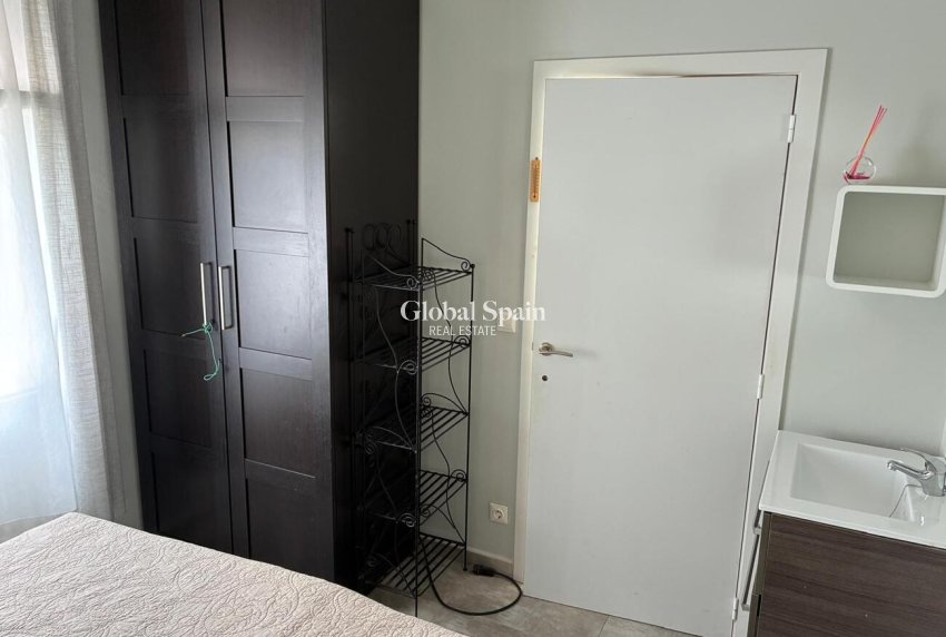 Resale - VILLA -
CREVILLENTE - Costa Blanca