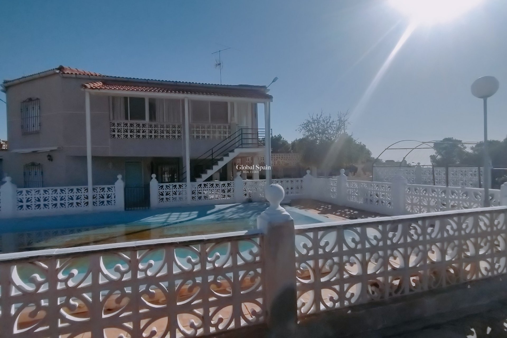 Resale - VILLA -
CREVILLENTE - Inland