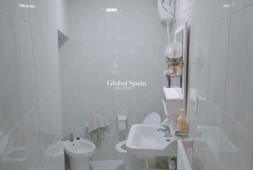 Resale - VILLA -
CREVILLENTE - Inland