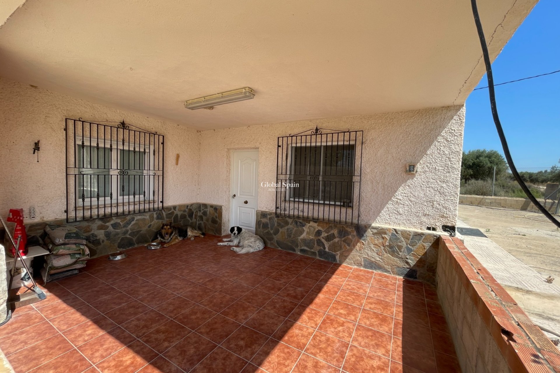 Resale - VILLA -
CREVILLENTE - Inland