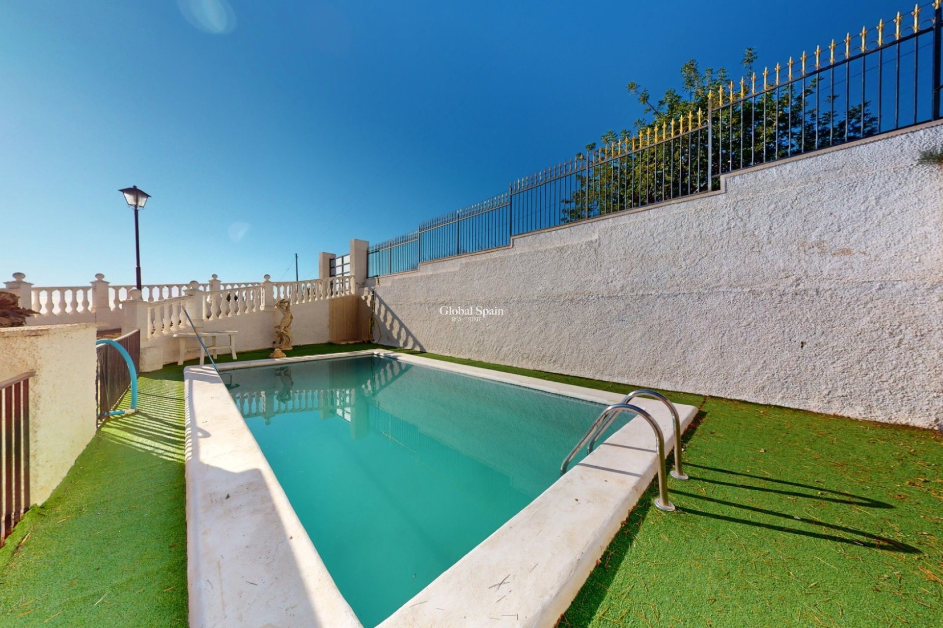 Resale - VILLA -
CREVILLENTE - Inland