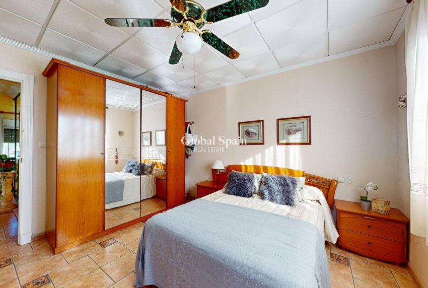 Resale - VILLA -
CREVILLENTE - Inland