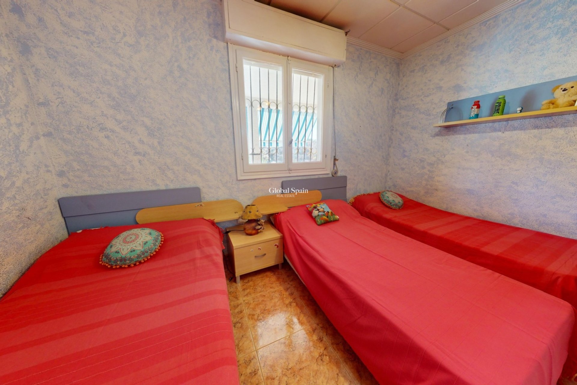 Resale - VILLA -
CREVILLENTE - Inland