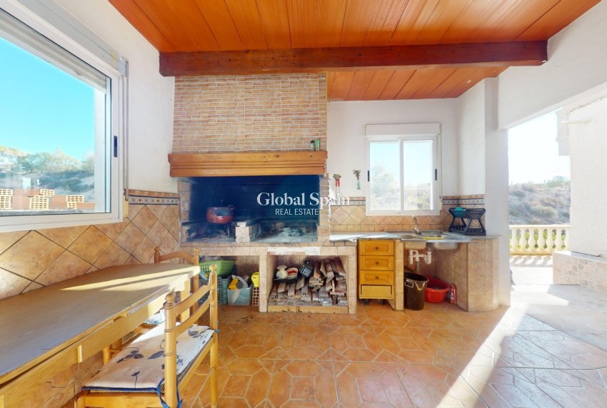 Resale - VILLA -
CREVILLENTE - Inland