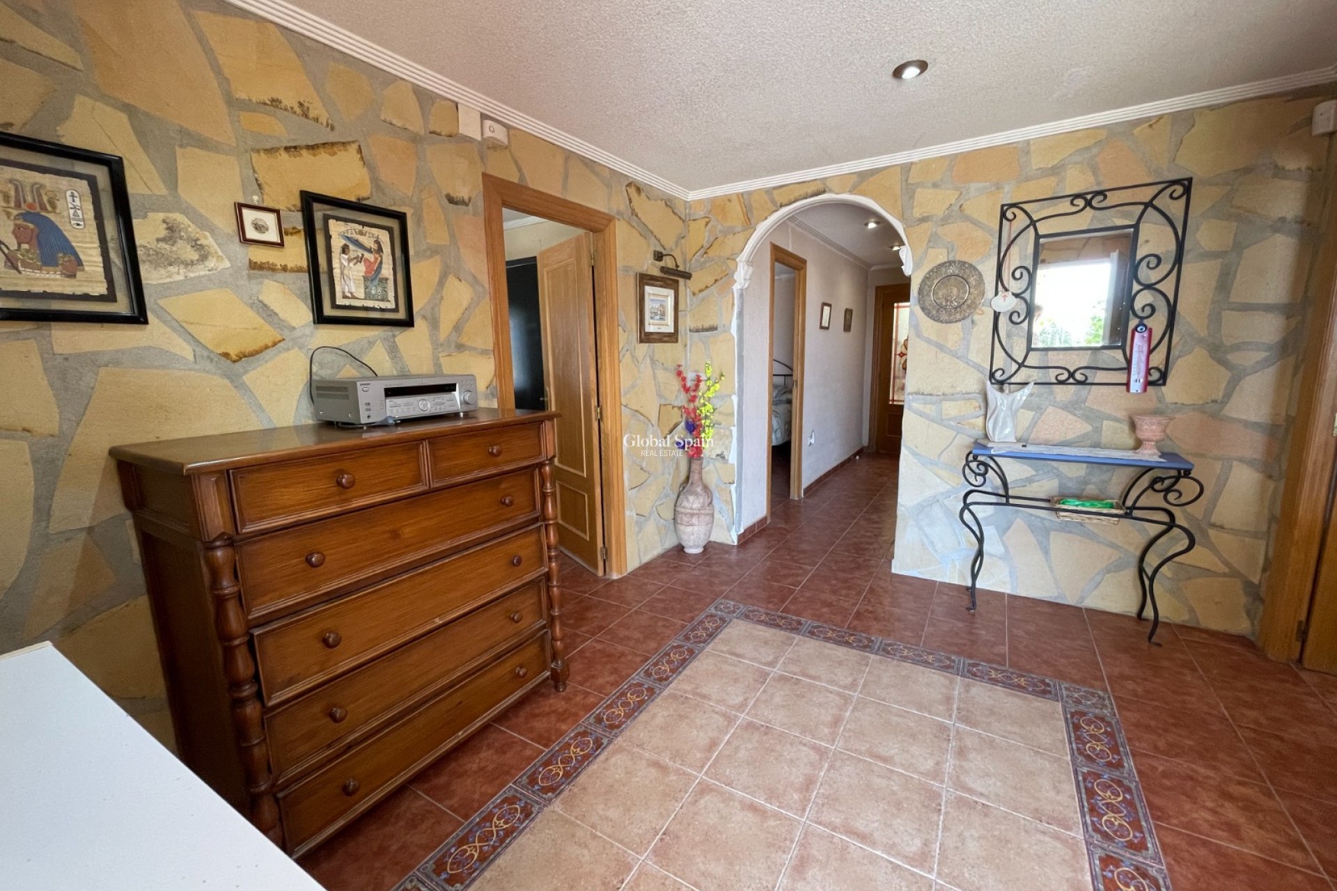 Resale - VILLA -
CREVILLENTE - Inland