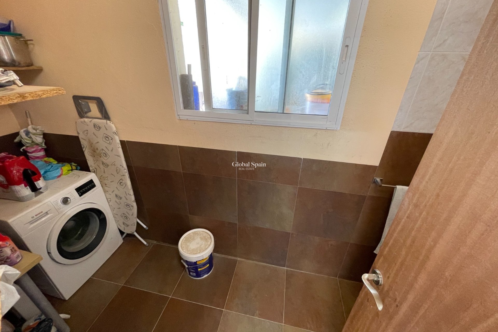 Resale - VILLA -
CREVILLENTE - Inland