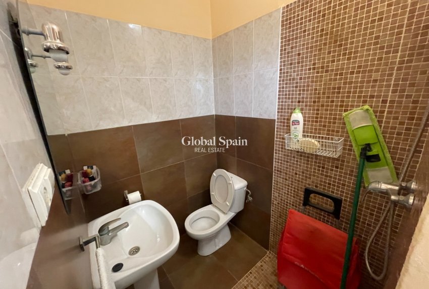 Resale - VILLA -
CREVILLENTE - Inland