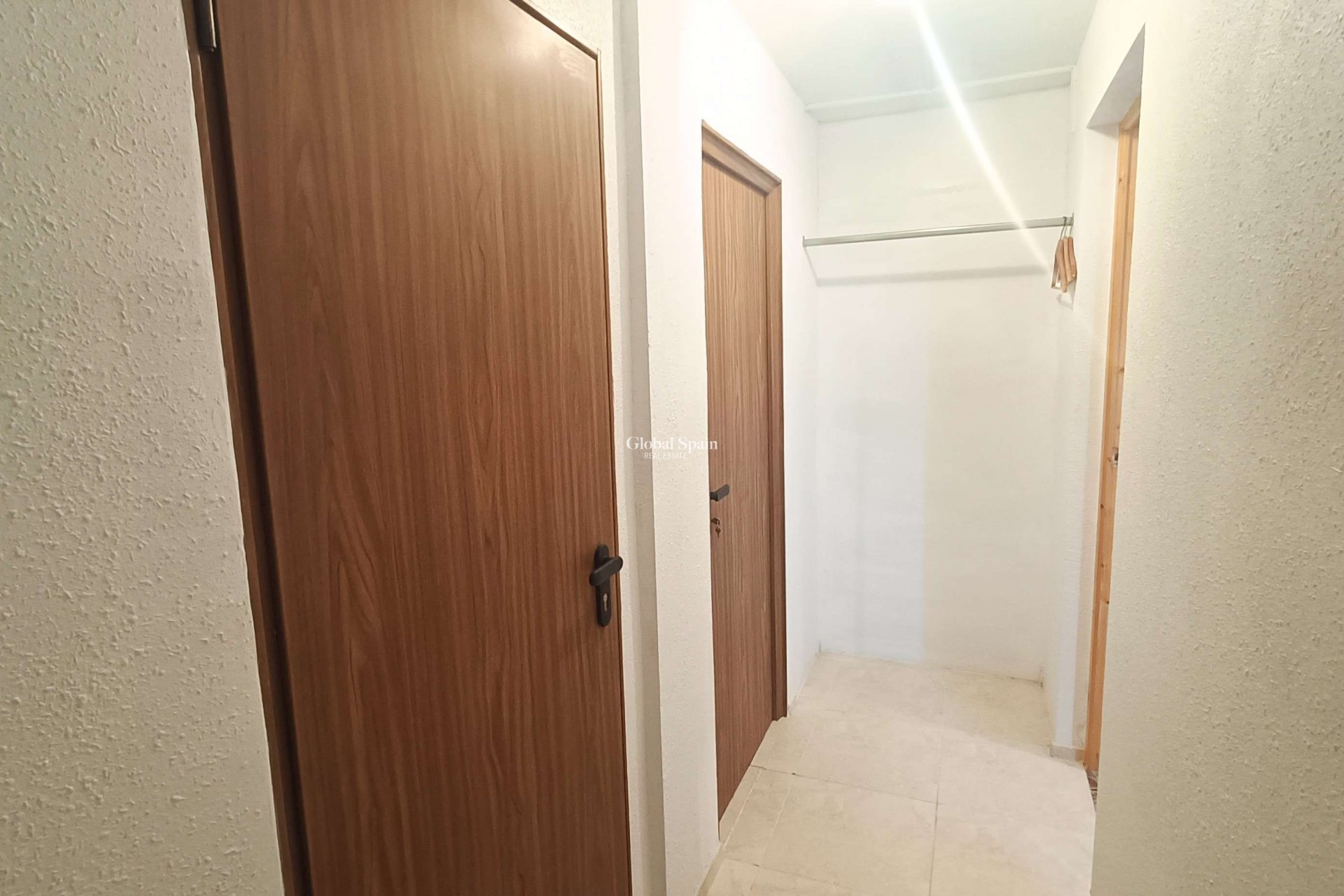 Resale - VILLA -
CREVILLENTE - Inland