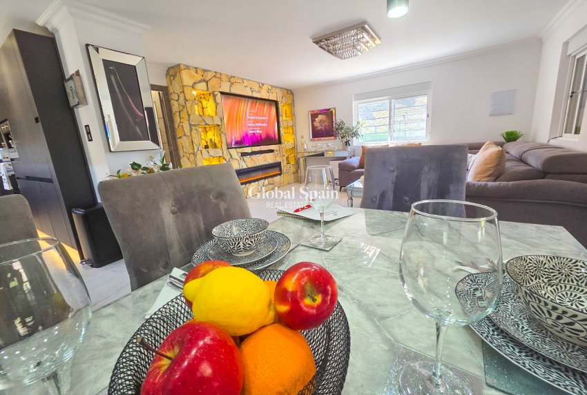 Resale - VILLA -
CREVILLENTE - Inland