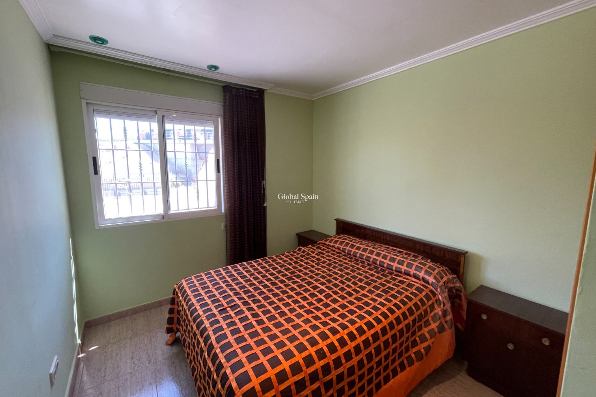 Resale - VILLA -
CREVILLENTE - Inland