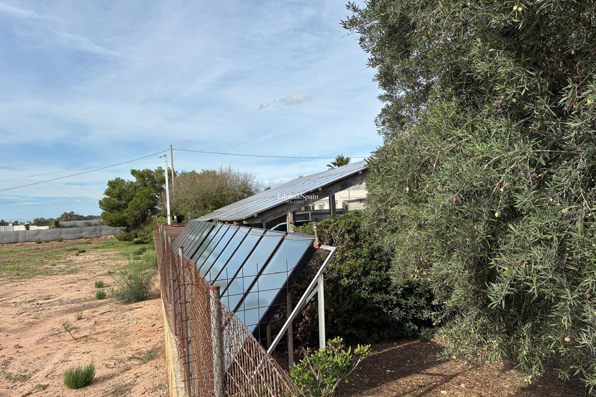 Resale - VILLA -
CREVILLENTE