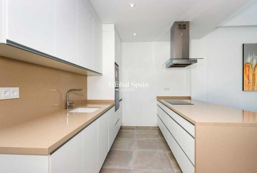 Resale - Villa -
DAYA NUEVA - Comunidad valenciana