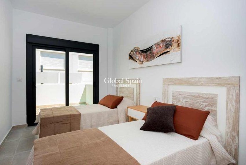 Resale - Villa -
DAYA NUEVA - Comunidad valenciana