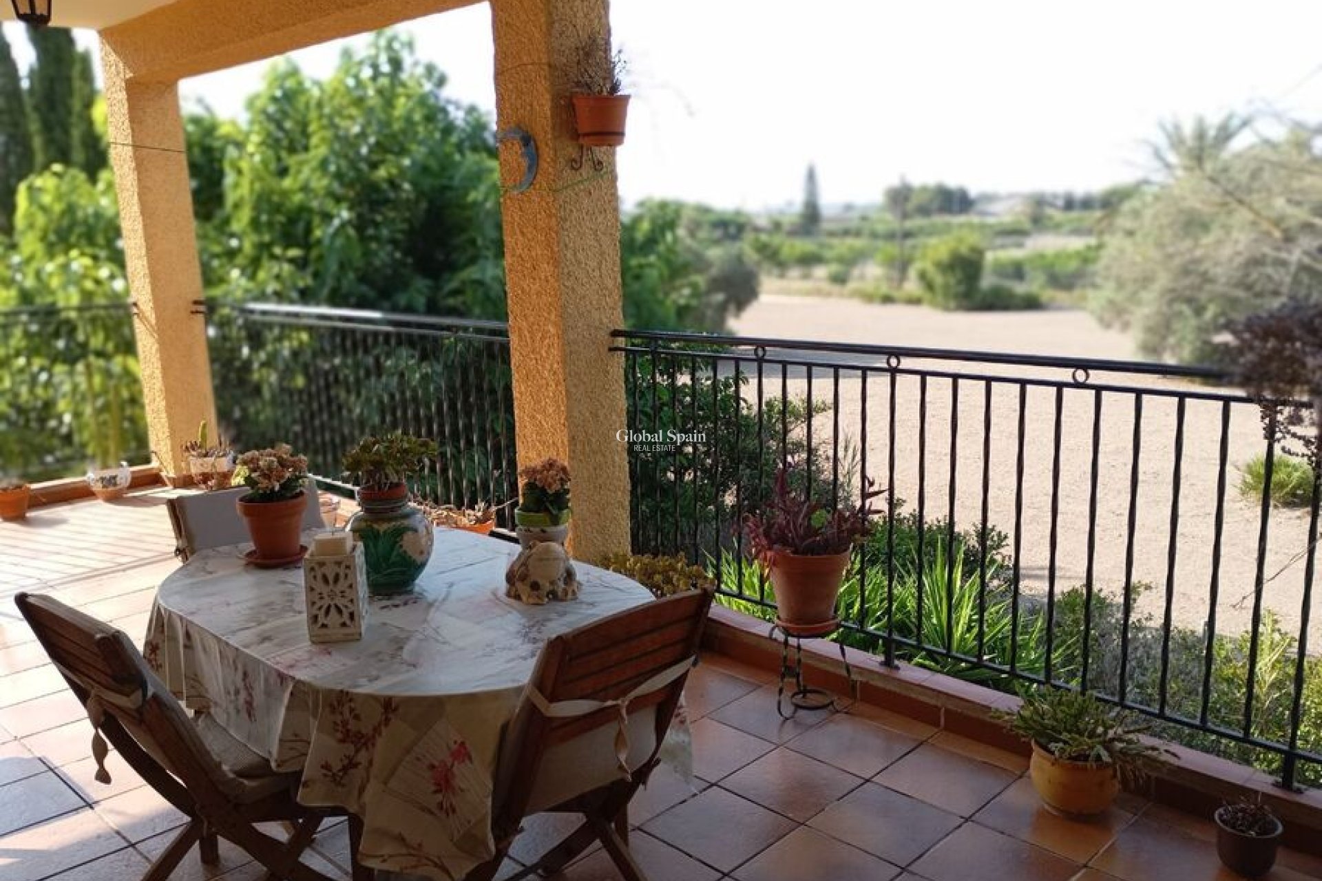 Resale - VILLA -
DAYA NUEVA - Costa Blanca