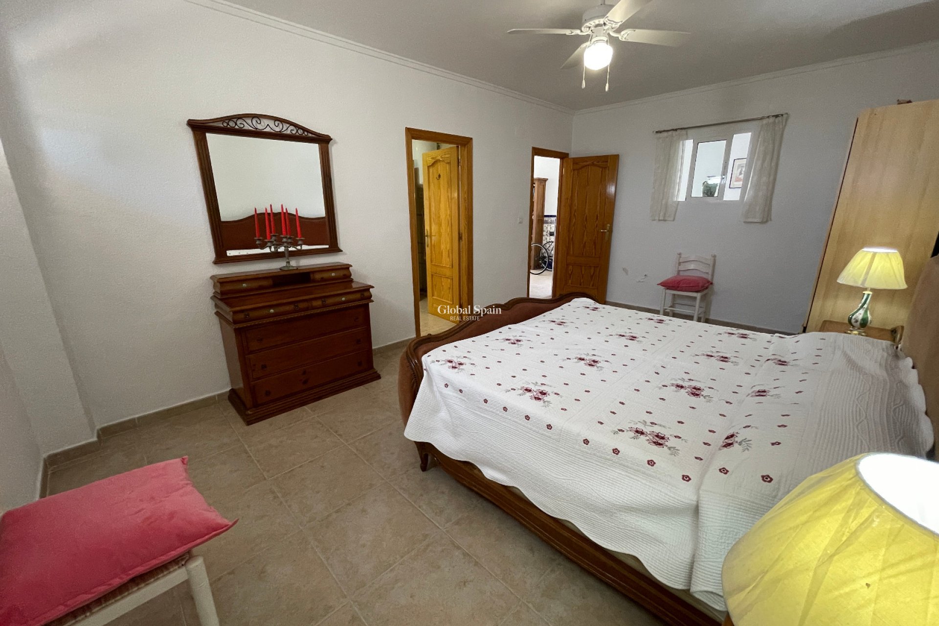 Resale - VILLA -
DAYA NUEVA - Costa Blanca