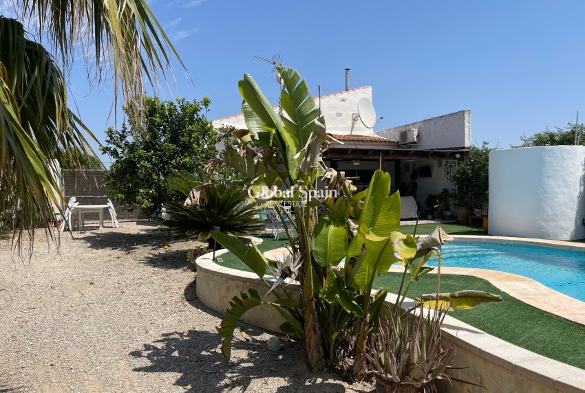 Resale - VILLA -
DAYA NUEVA - Costa Blanca